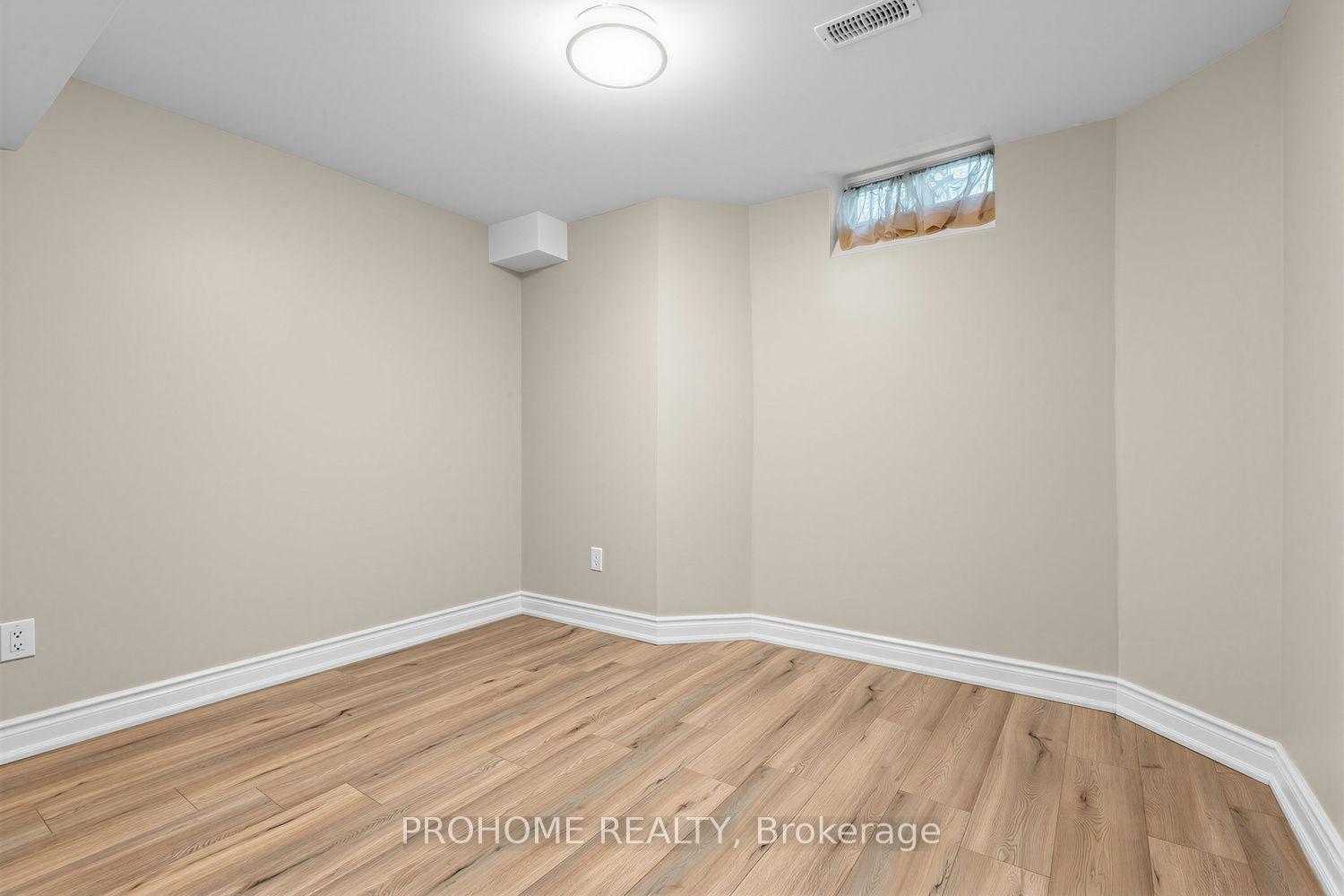 Photo 63 of 78 Ashbury Boulevard, Ajax, South East — HOMEH
