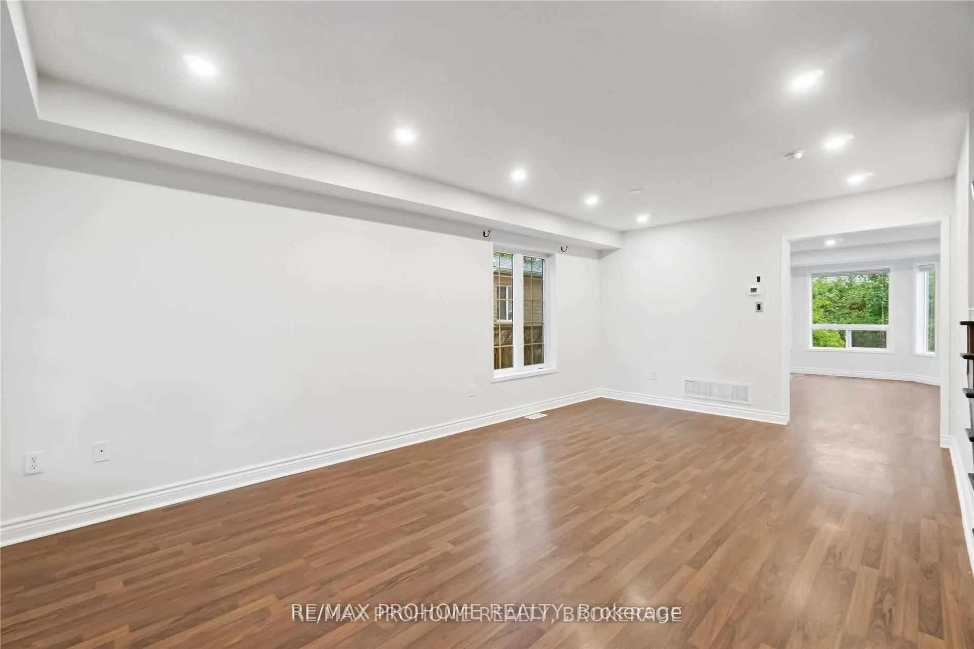 Photo 6 of 78 Ashbury Boulevard, Ajax, South East — HOMEH