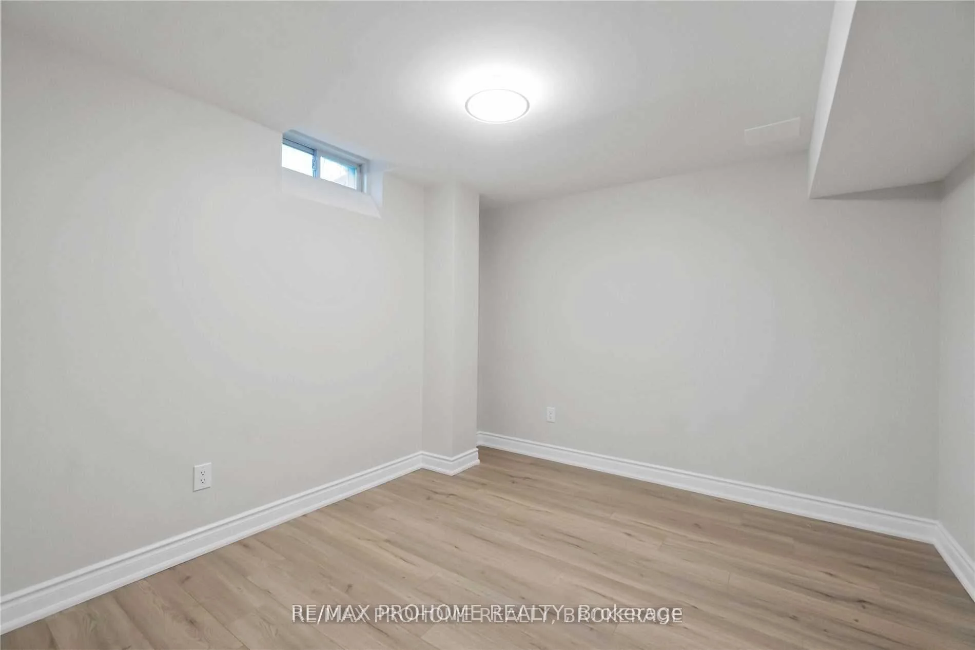 Photo 32 of 78 Ashbury Boulevard, Ajax, South East — HOMEH
