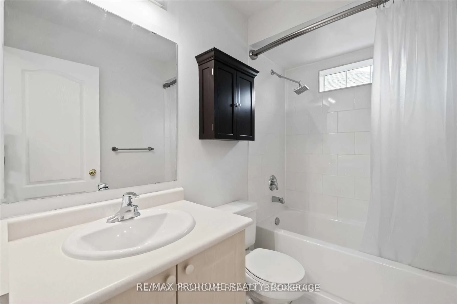 Photo 48 of 78 Ashbury Boulevard, Ajax, South East — HOMEH