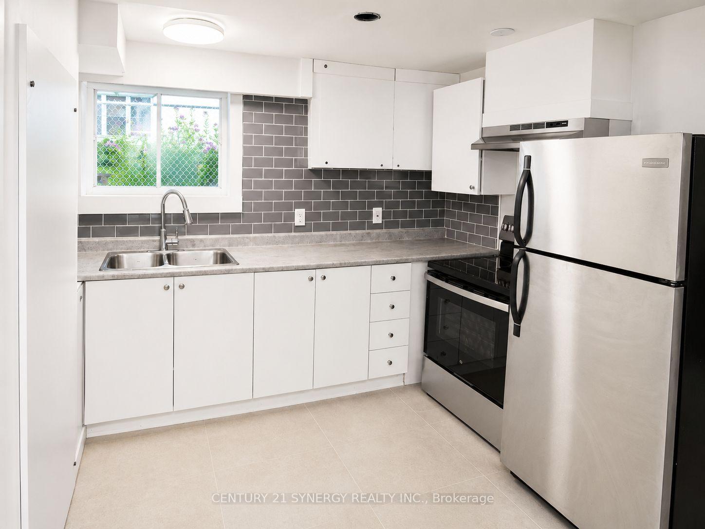 Photo 6 of Unit B, 404 Dieppe Street, Ottawa, Vanier — HOMEH