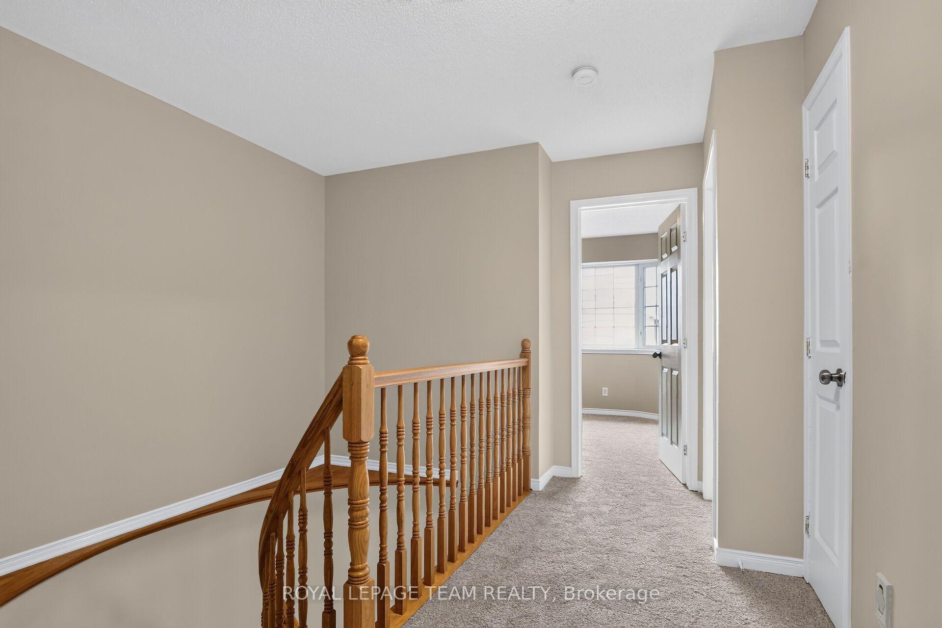 Photo 41 of 28 Cohen Avenue, Ottawa, Kanata - Katimavik — HOMEH