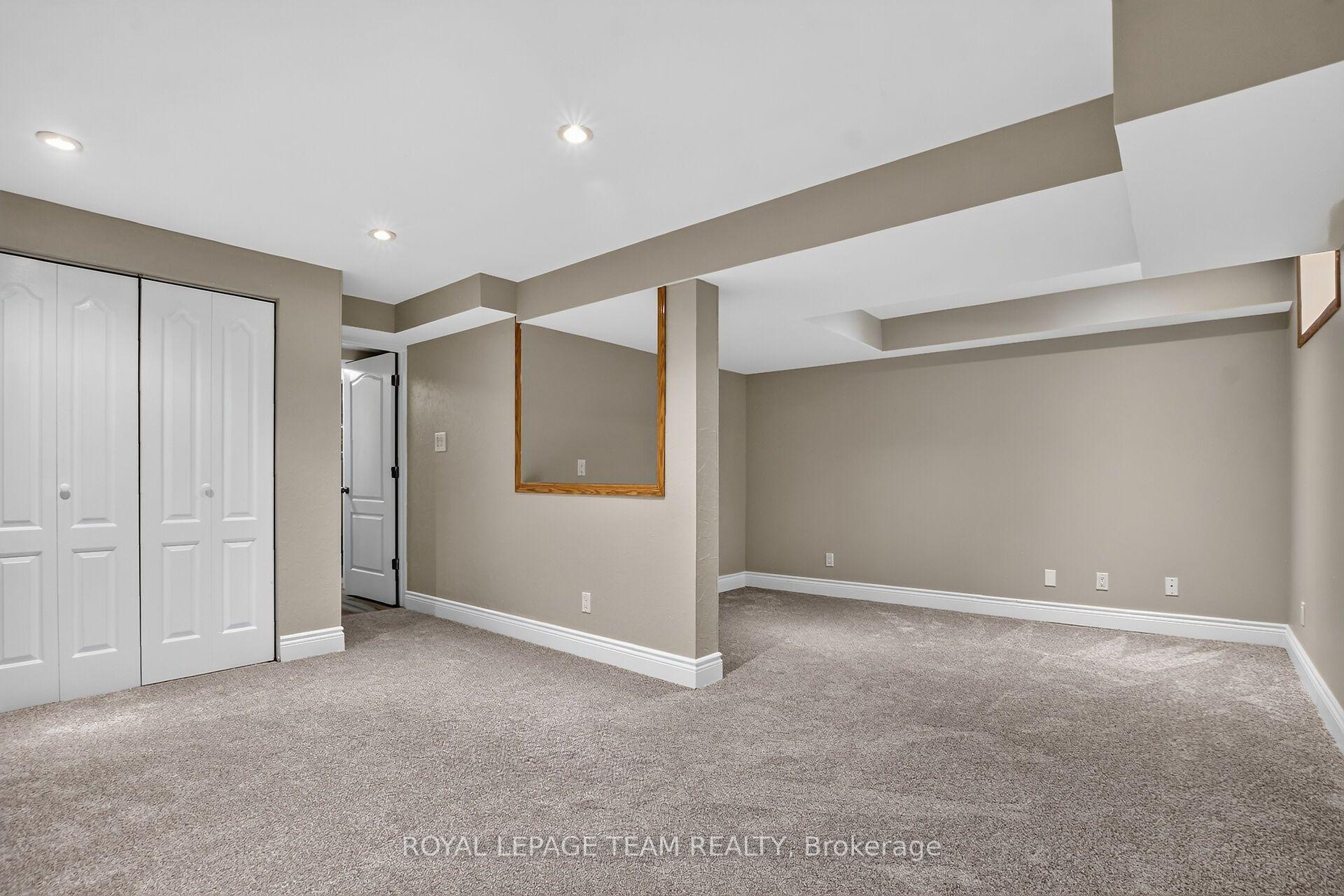 Photo 71 of 28 Cohen Avenue, Ottawa, Kanata - Katimavik — HOMEH