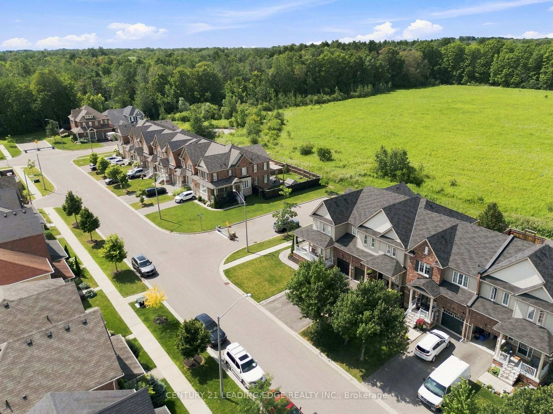 Photo 6 of 70 Ross Wright Avenue, Clarington, Bowmanville — HOMEH