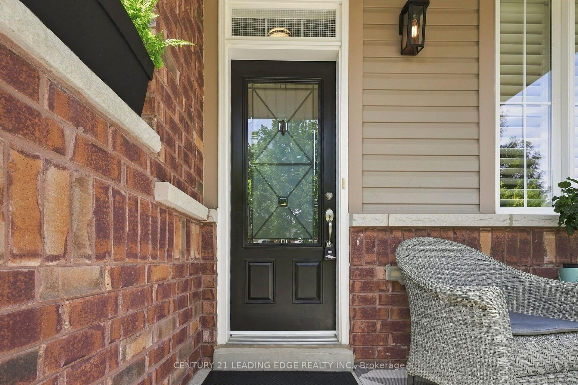 Photo 8 of 70 Ross Wright Avenue, Clarington, Bowmanville — HOMEH