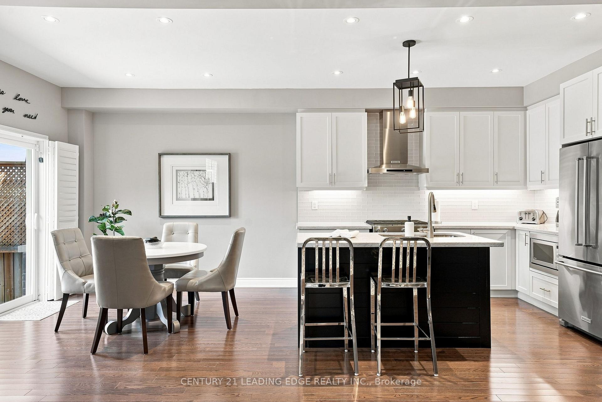 Photo 12 of 70 Ross Wright Avenue, Clarington, Bowmanville — HOMEH