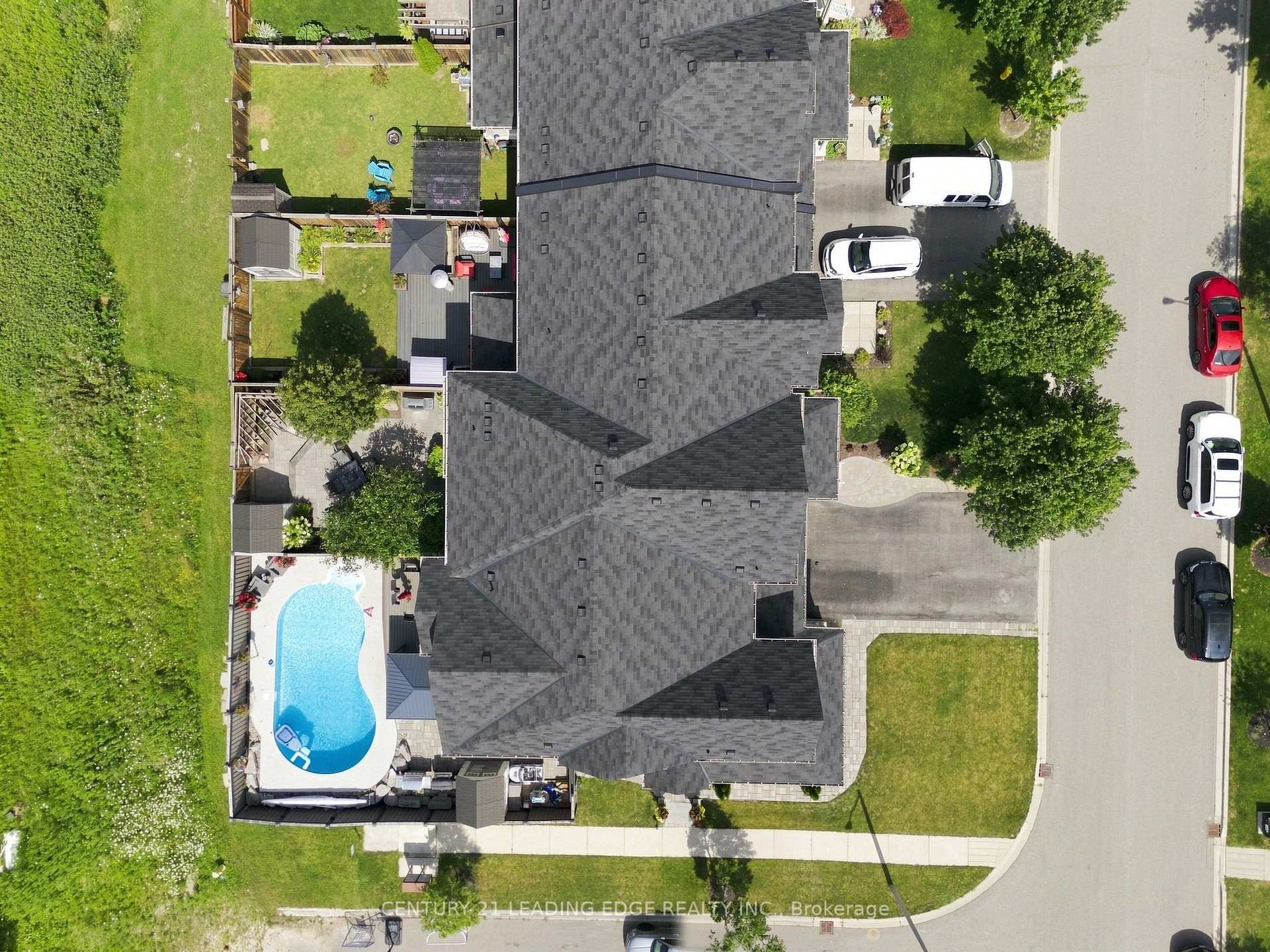 Photo 44 of 70 Ross Wright Avenue, Clarington, Bowmanville — HOMEH