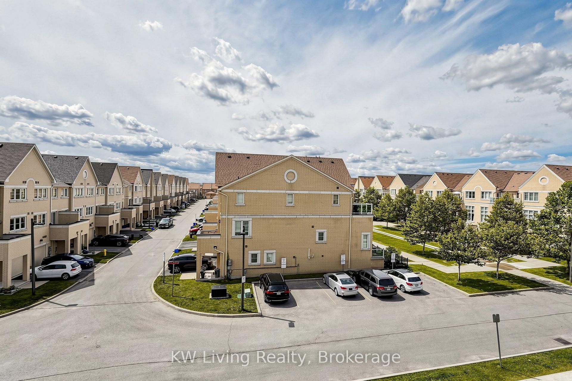 Photo 37 of Unit 314, 28 Prince Regent Street, Markham, Cathedraltown — HOMEH