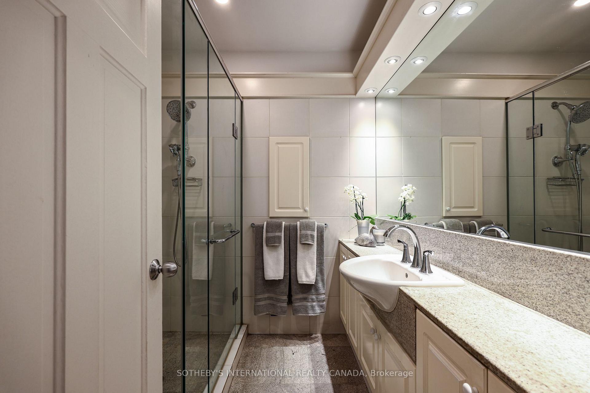 Photo 25 of 129 Stibbard Avenue, Toronto, Mount Pleasant East — HOMEH