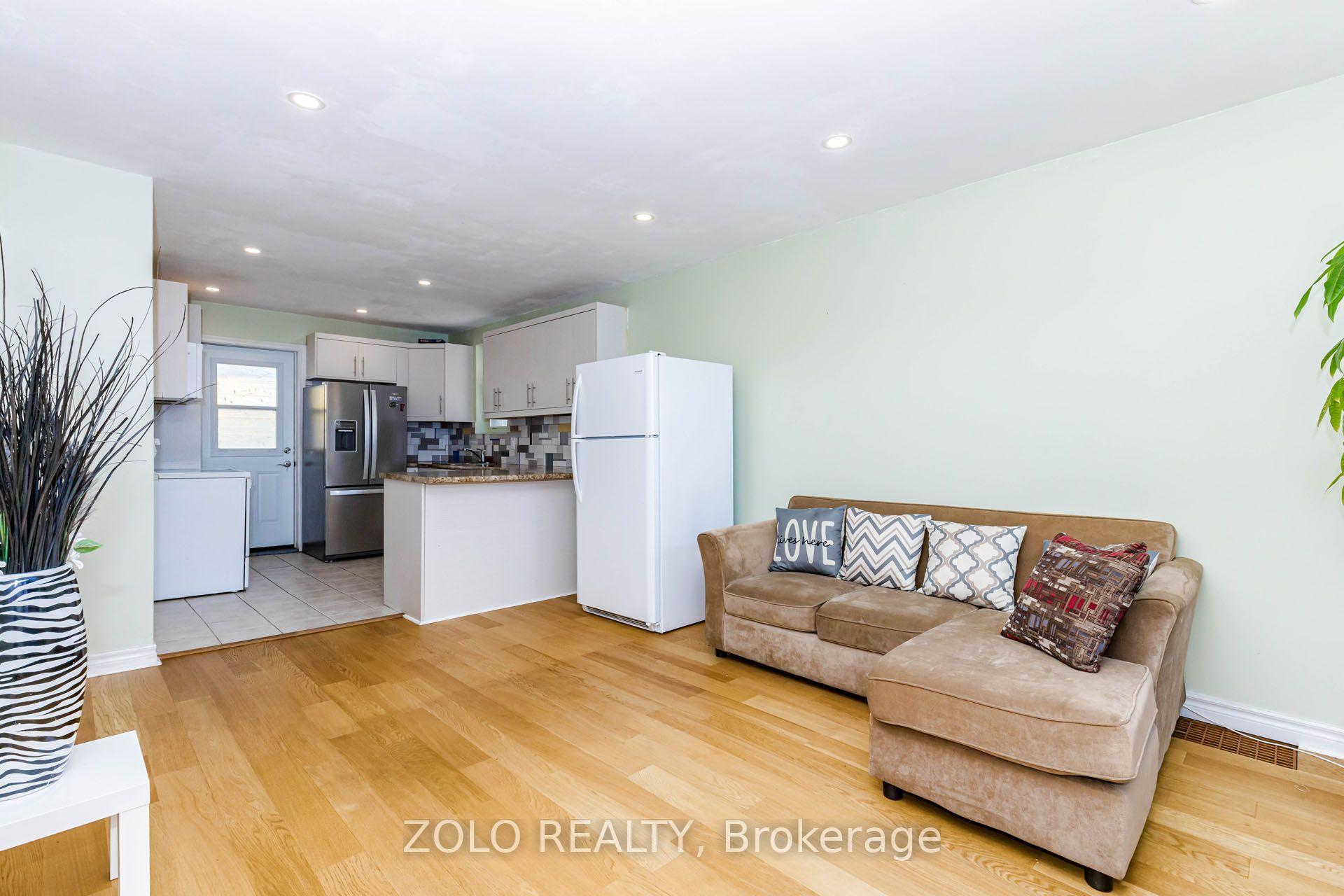 Photo 8 of 236 Parkdale Avenue S, Hamilton, Glenview — HOMEH