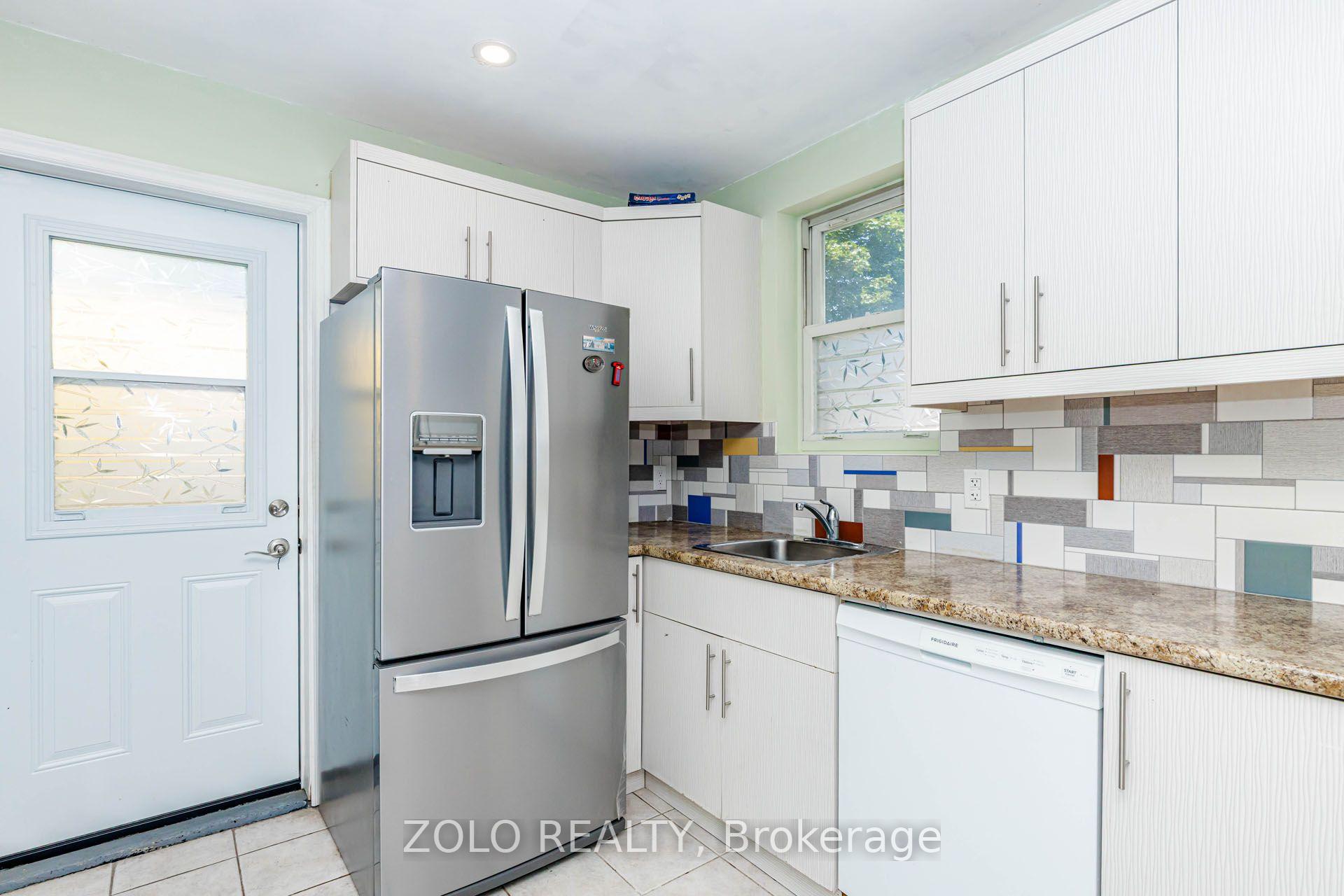 Photo 14 of 236 Parkdale Avenue S, Hamilton, Glenview — HOMEH
