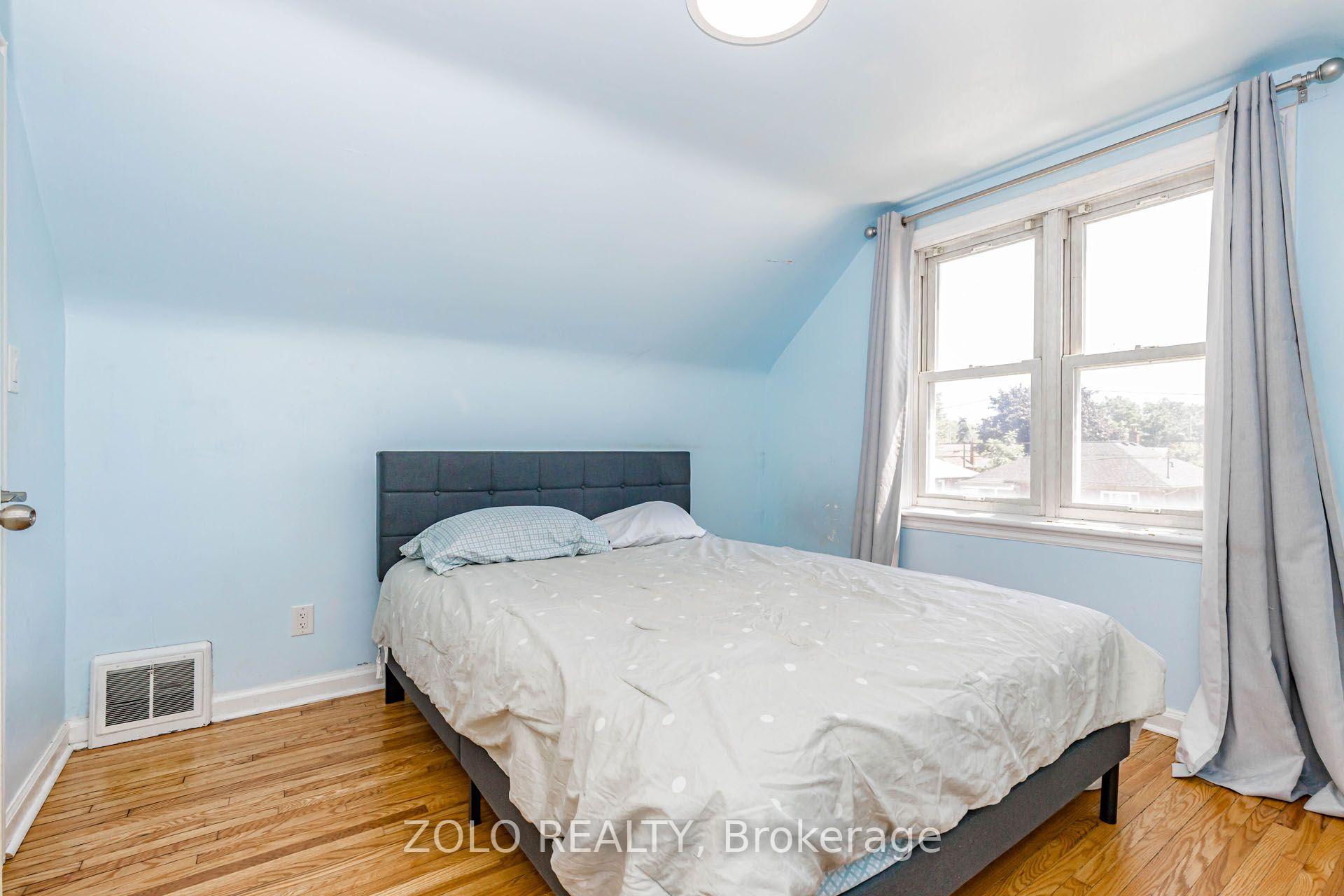 Photo 27 of 236 Parkdale Avenue S, Hamilton, Glenview — HOMEH