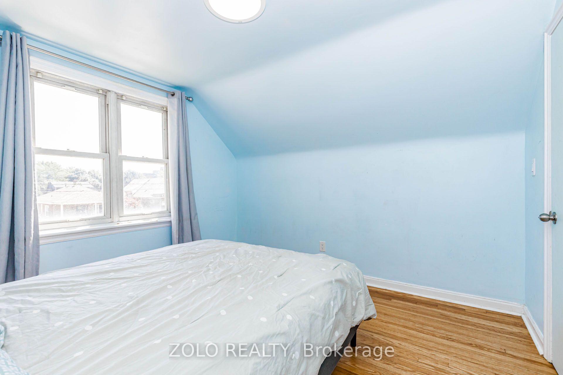 Photo 29 of 236 Parkdale Avenue S, Hamilton, Glenview — HOMEH