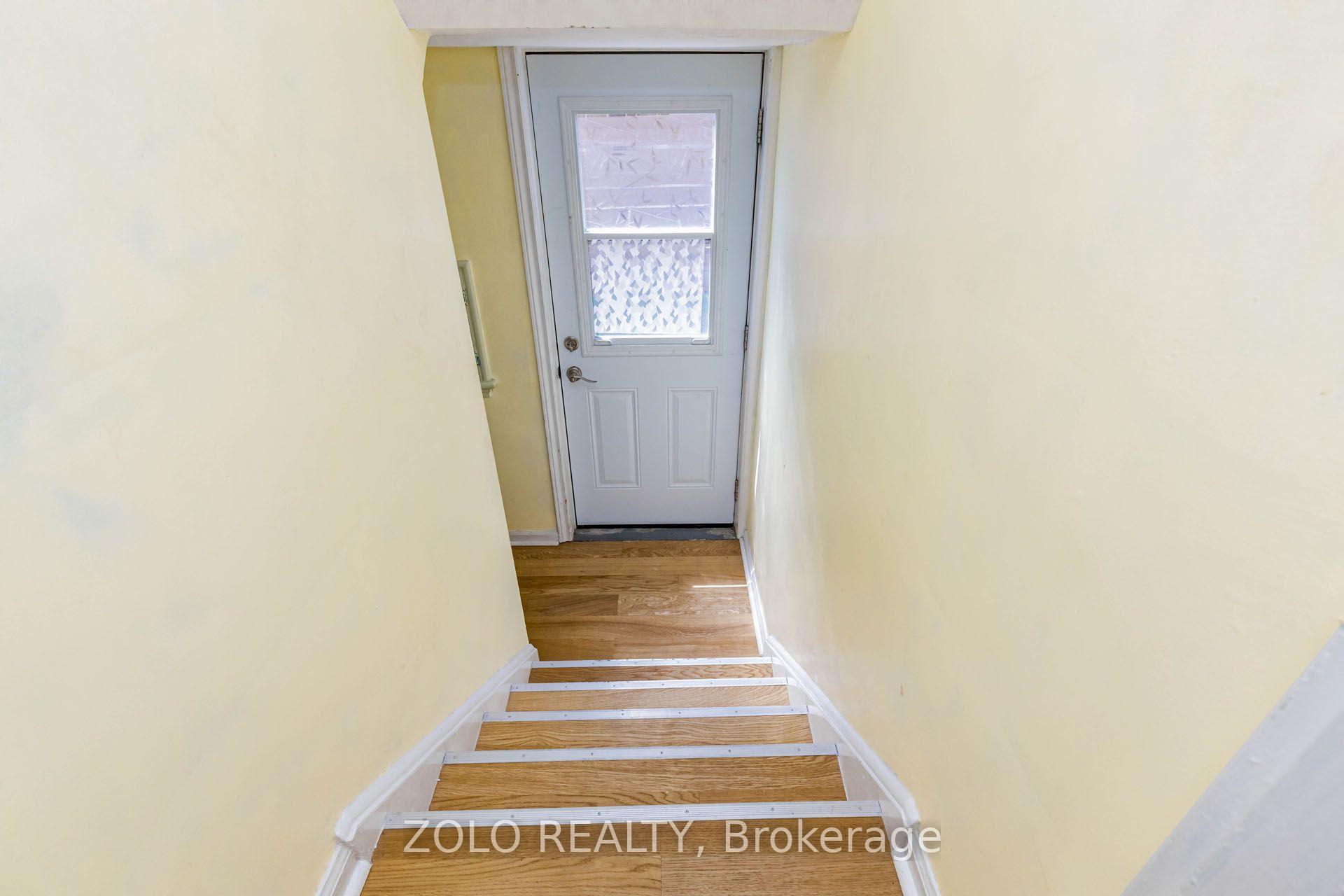 Photo 33 of 236 Parkdale Avenue S, Hamilton, Glenview — HOMEH