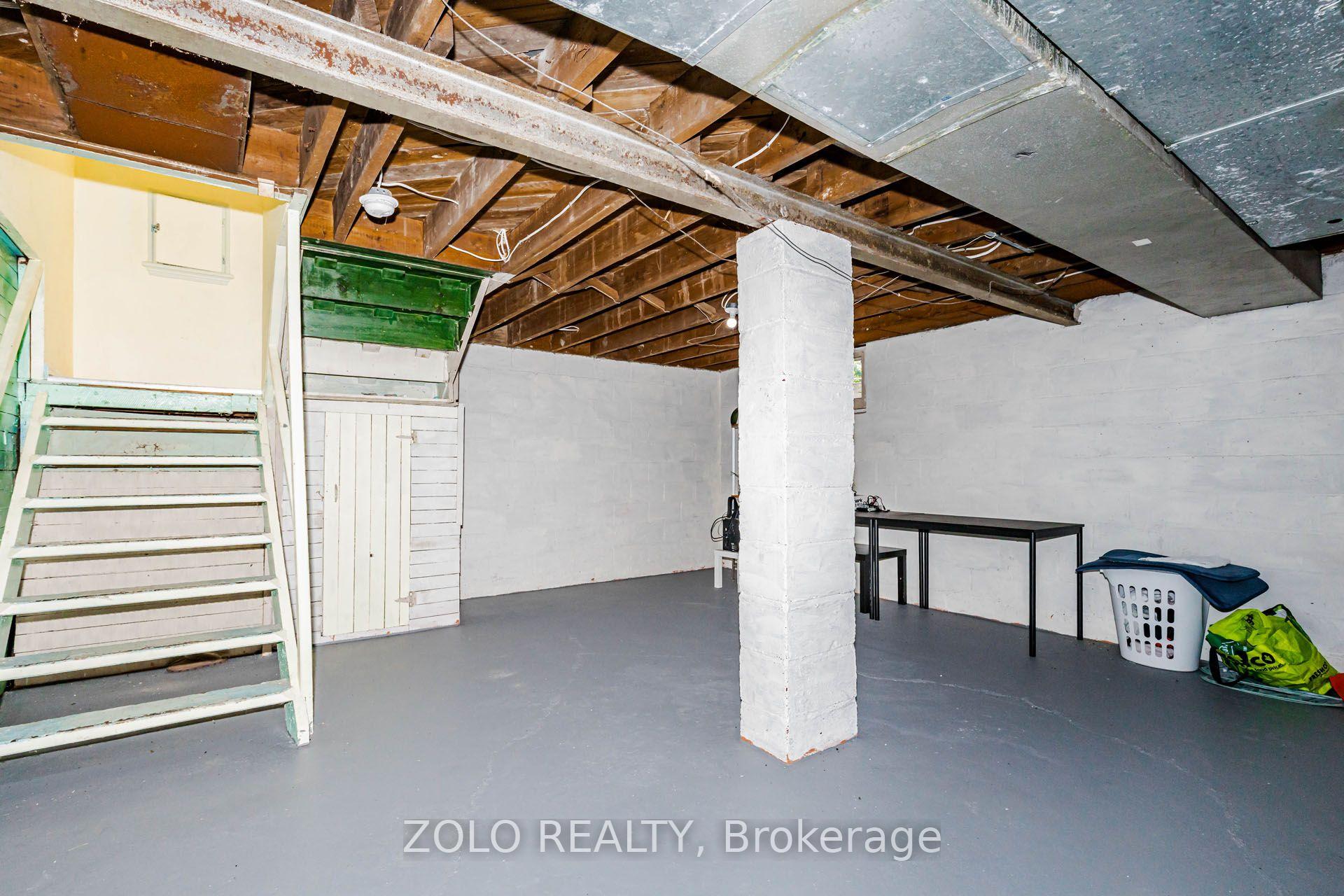 Photo 37 of 236 Parkdale Avenue S, Hamilton, Glenview — HOMEH