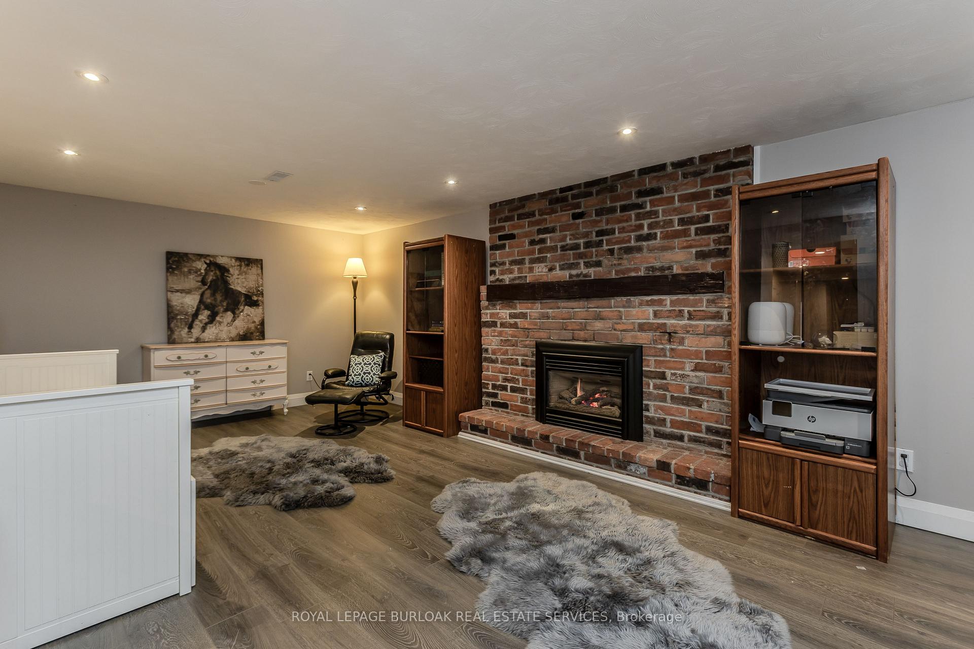 Photo 24 of 892 North Shore Boulevard W, Burlington, Bayview — HOMEH
