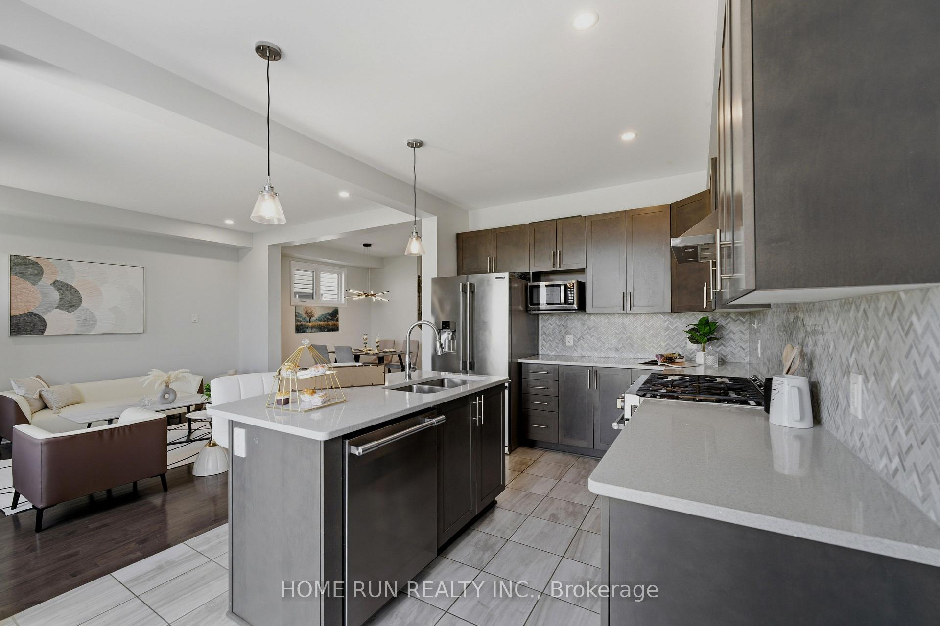 Photo 12 of 42 Clonfadda Terrace, Ottawa, Barrhaven - Half Moon Bay — HOMEH