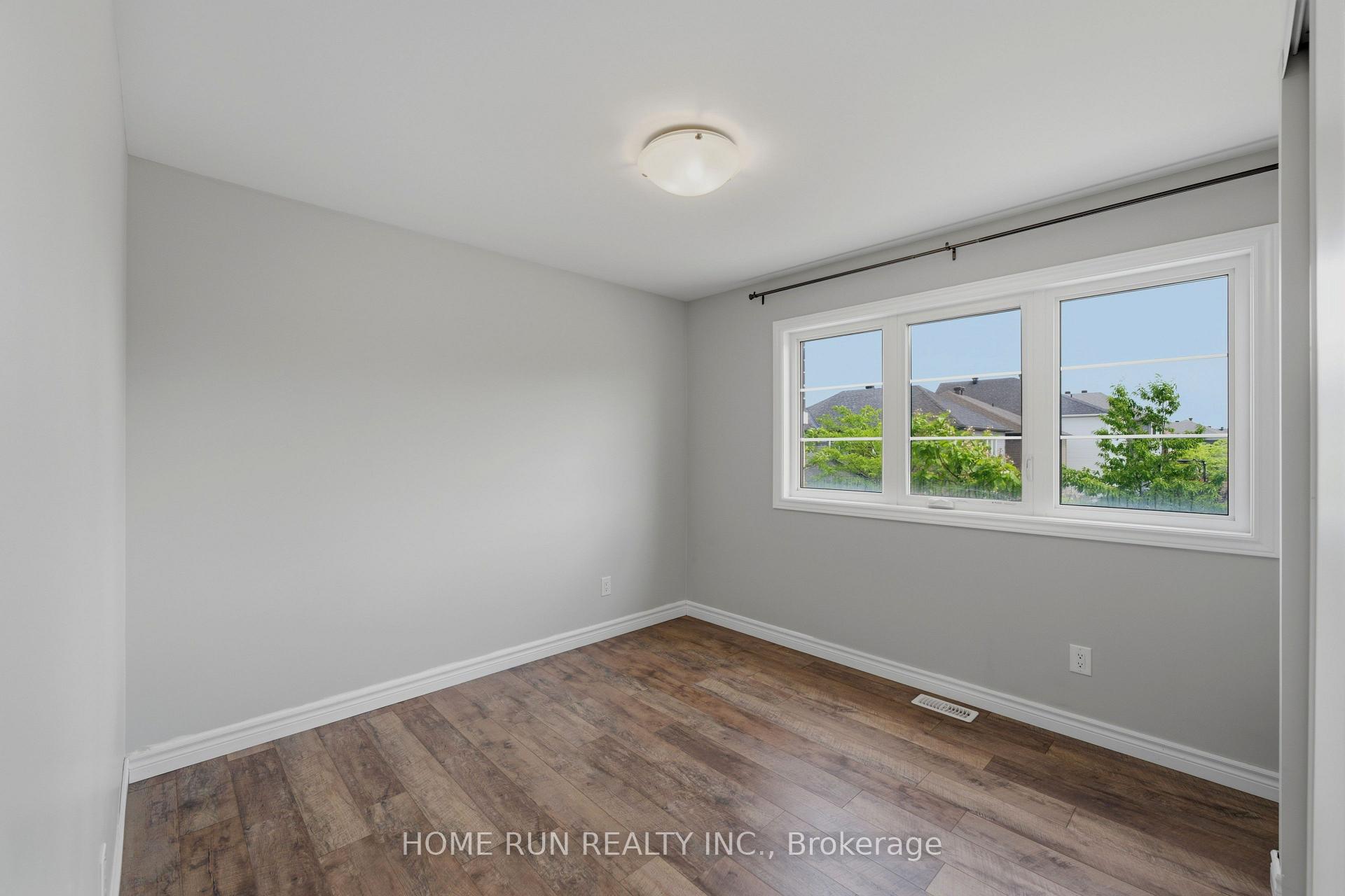Photo 20 of 42 Clonfadda Terrace, Ottawa, Barrhaven - Half Moon Bay — HOMEH