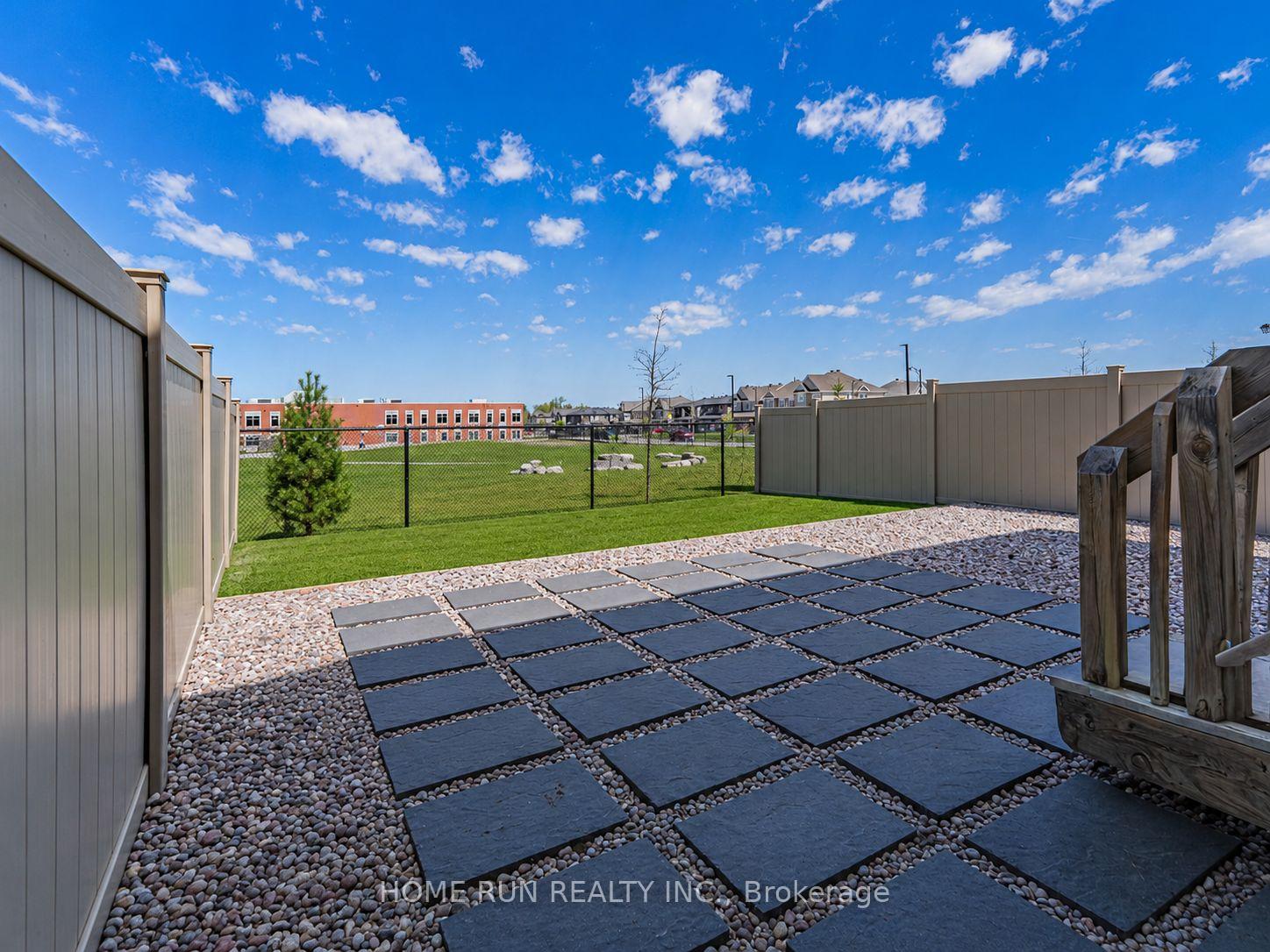 Photo 29 of 42 Clonfadda Terrace, Ottawa, Barrhaven - Half Moon Bay — HOMEH