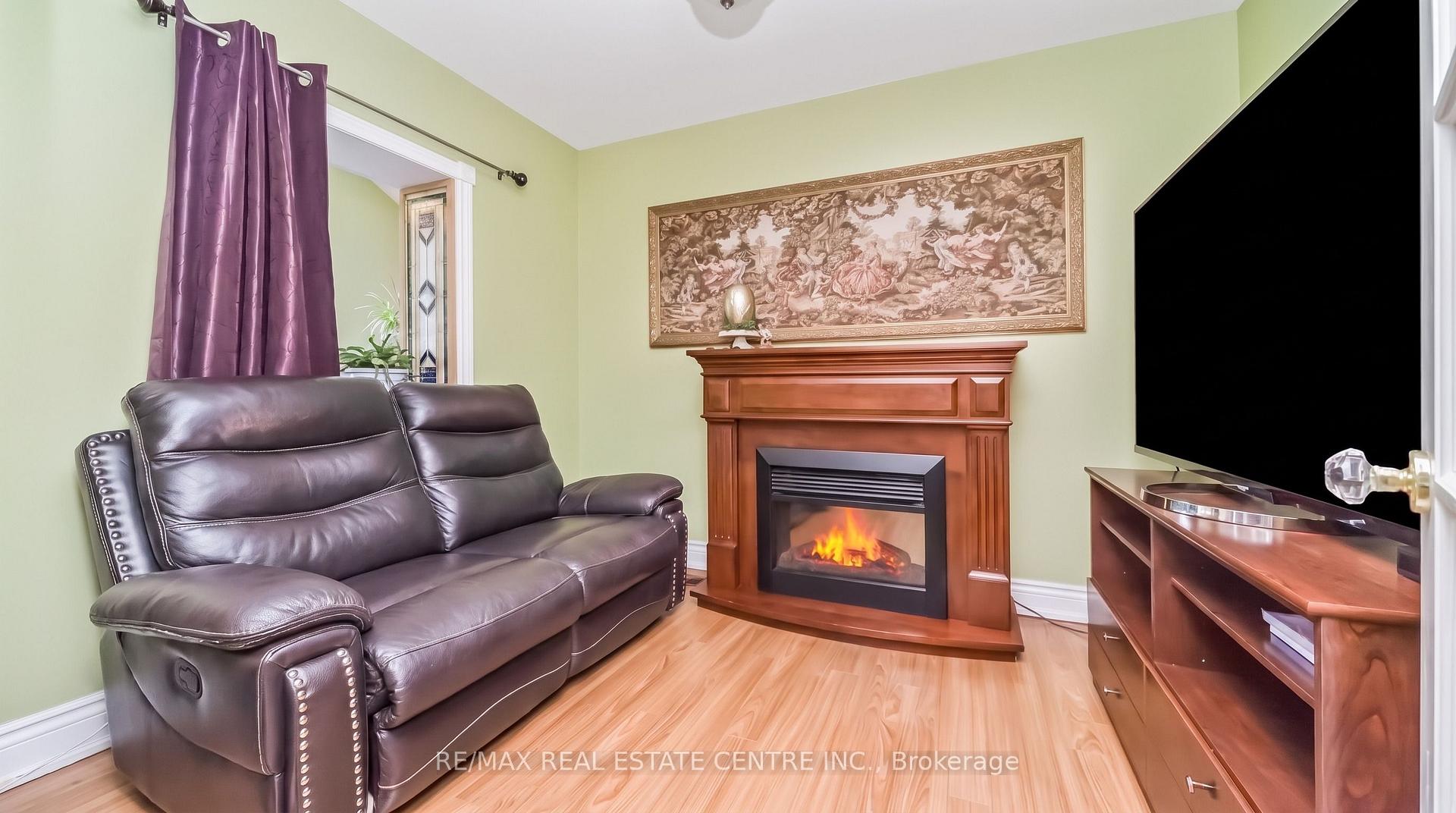 Photo 16 of 6961 Second Line W, Mississauga, Meadowvale Village — HOMEH