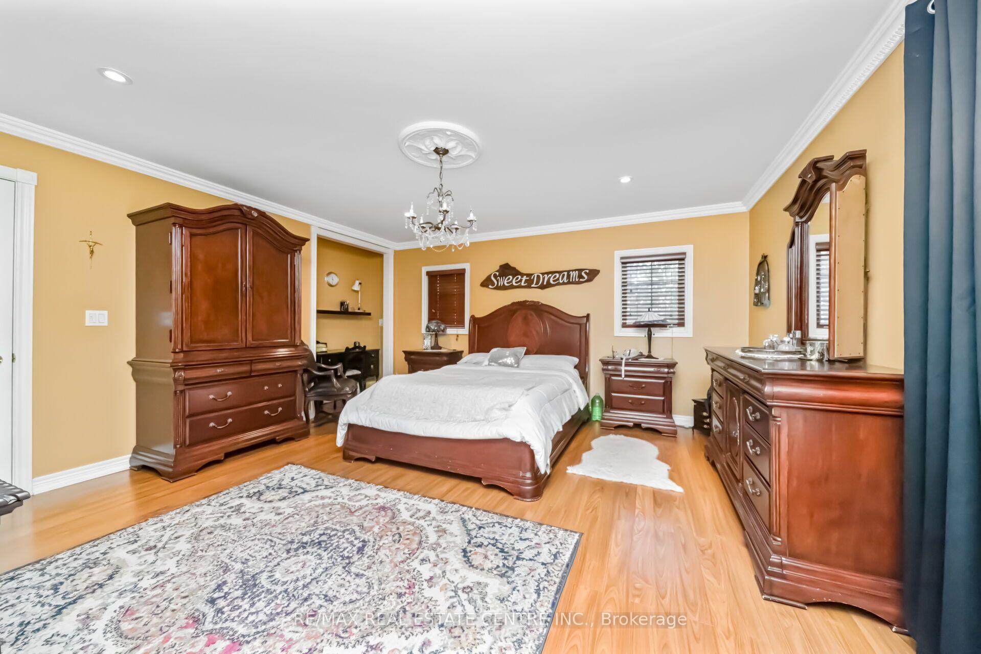 Photo 23 of 6961 Second Line W, Mississauga, Meadowvale Village — HOMEH