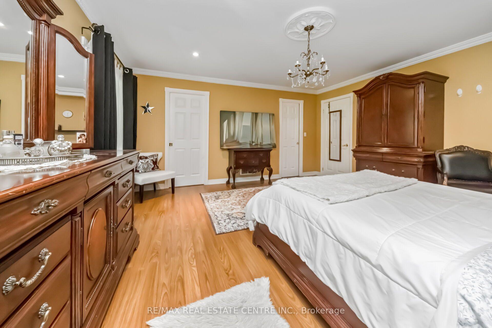 Photo 24 of 6961 Second Line W, Mississauga, Meadowvale Village — HOMEH