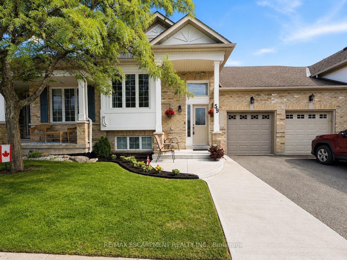 Photo 3 of Unit 59, 2243 Turnberry Road, Burlington, Rose — HOMEH