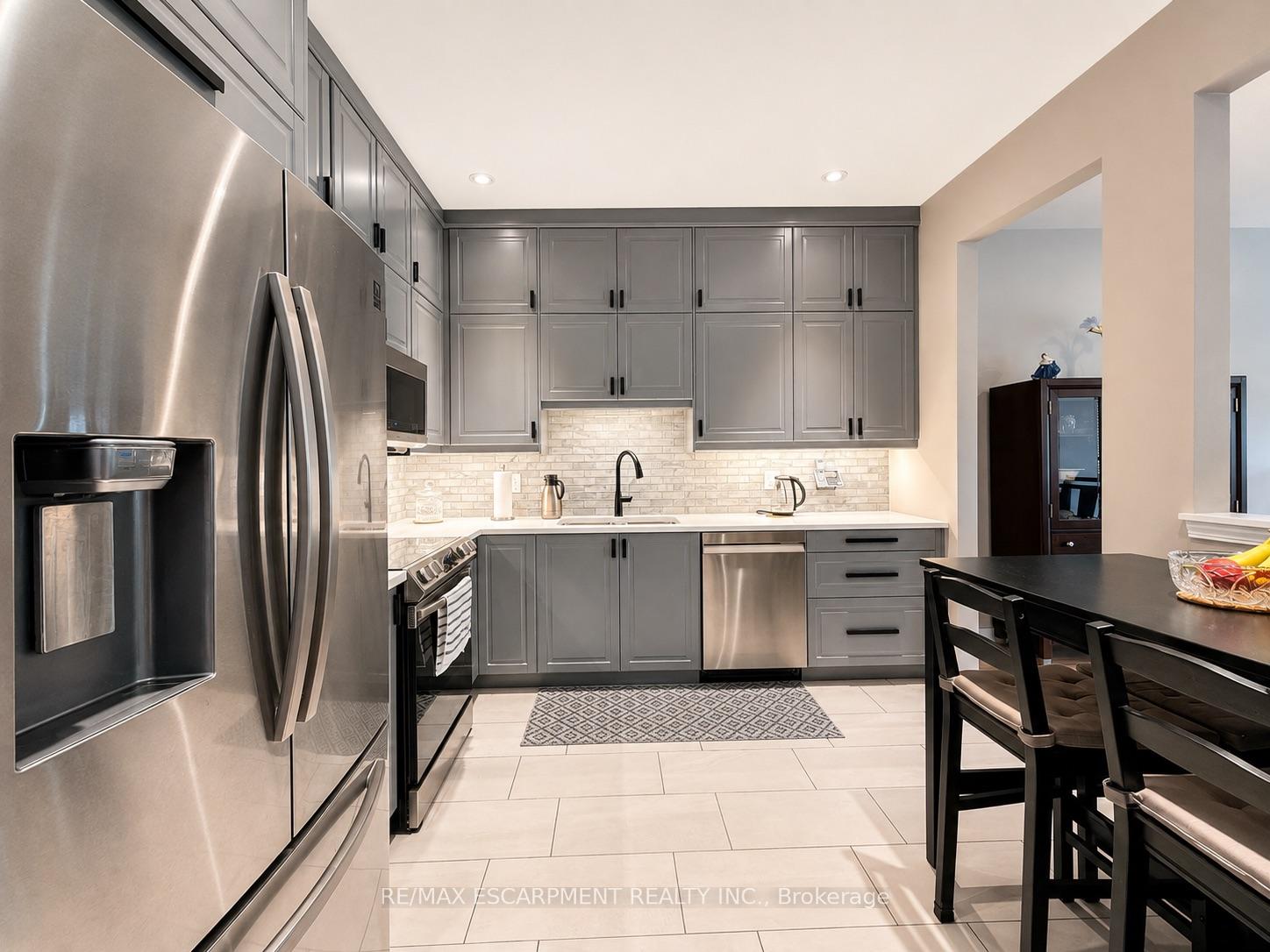 Photo 15 of Unit 59, 2243 Turnberry Road, Burlington, Rose — HOMEH