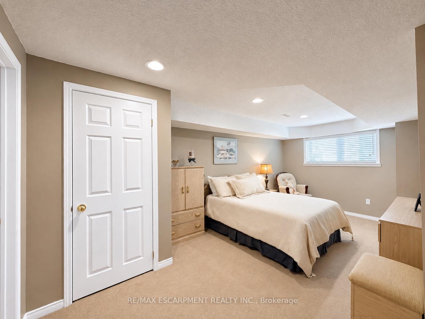 Photo 38 of Unit 59, 2243 Turnberry Road, Burlington, Rose — HOMEH