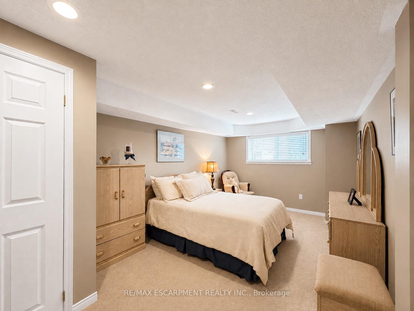 Photo 39 of Unit 59, 2243 Turnberry Road, Burlington, Rose — HOMEH