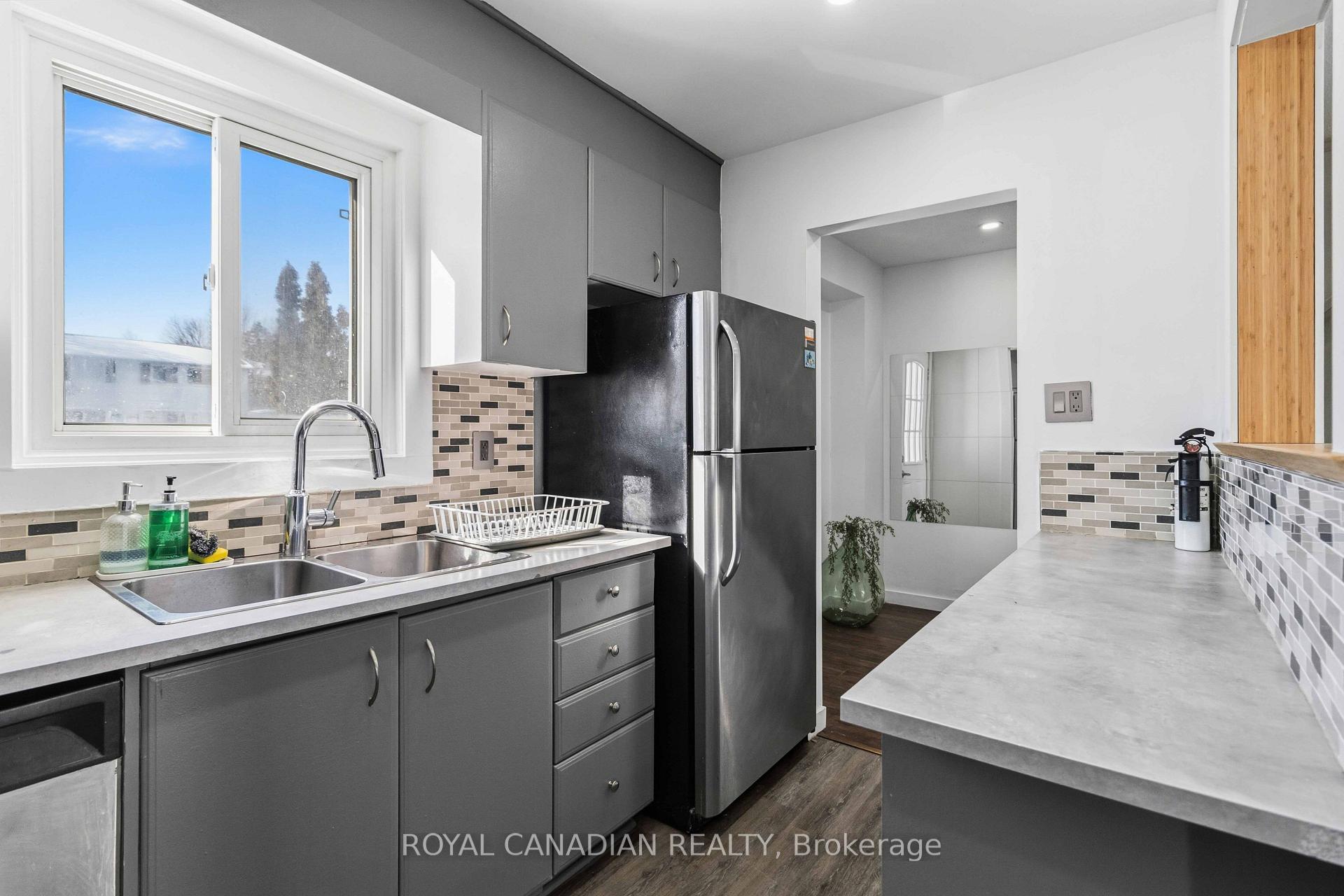 Photo 4 of 9 Horatio Court, Brampton, Queen Street Corridor — HOMEH