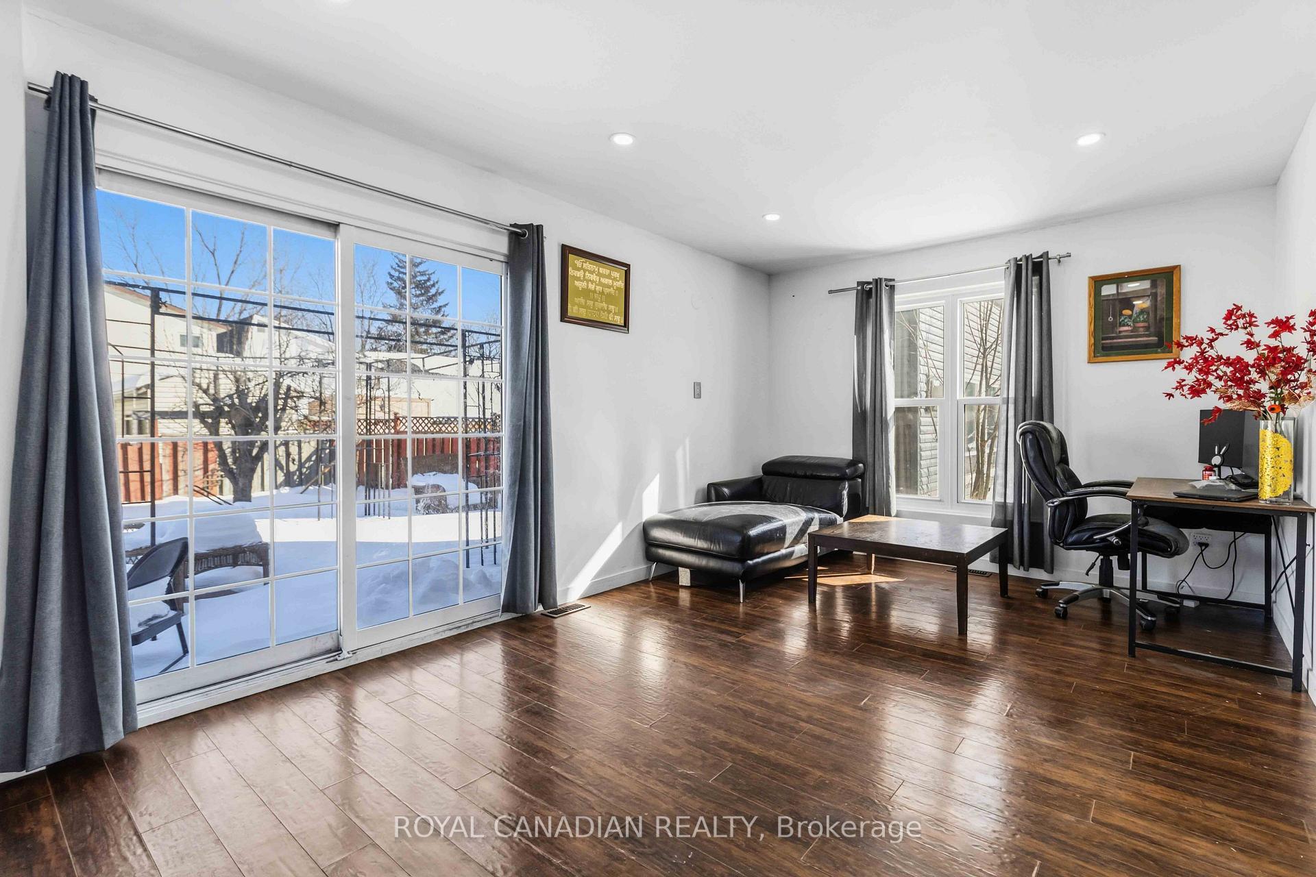 Photo 9 of 9 Horatio Court, Brampton, Queen Street Corridor — HOMEH