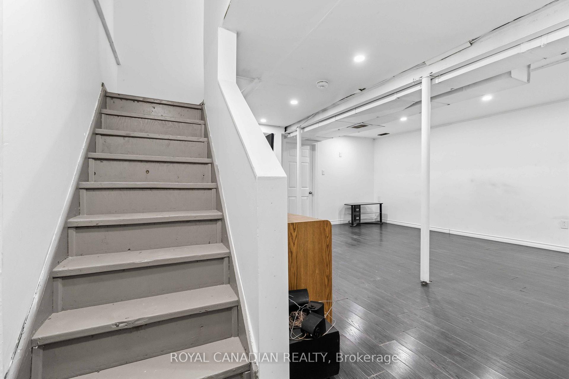 Photo 21 of 9 Horatio Court, Brampton, Queen Street Corridor — HOMEH