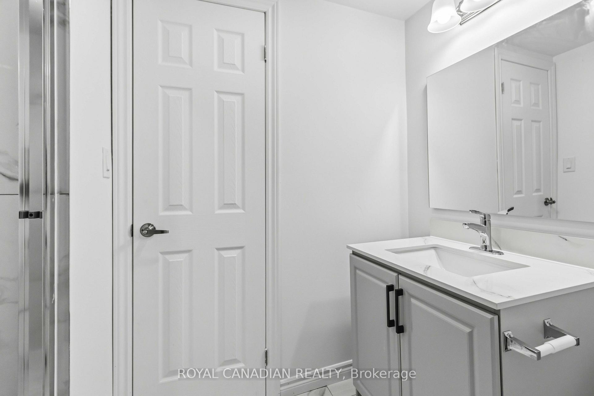 Photo 24 of 9 Horatio Court, Brampton, Queen Street Corridor — HOMEH