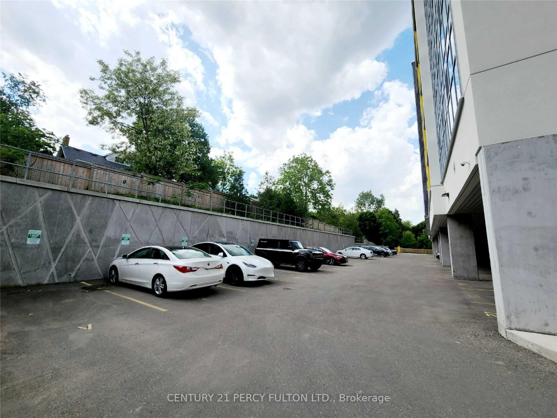 Photo 10 of Unit 102, 257 Hemlock Street, Waterloo, Downtown Waterloo — HOMEH