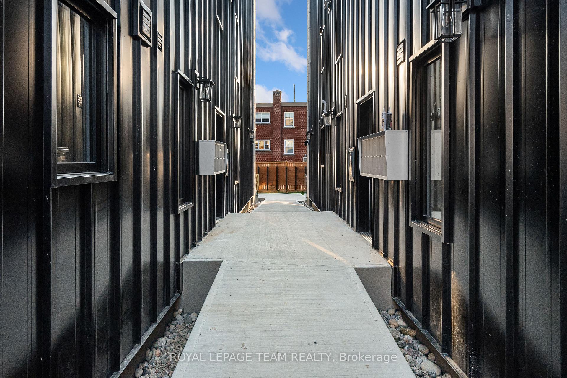 Photo 17 of Unit 5, 364 Winona Avenue, Ottawa, Westboro South — HOMEH