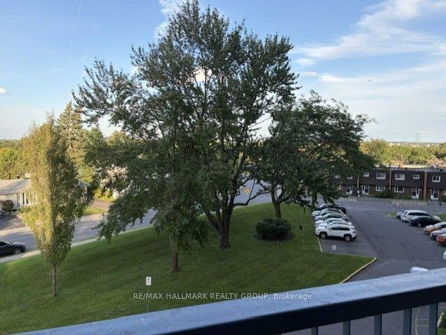 Photo 20 of Unit 419, 20 Chesterton Drive, Ottawa, Borden Farm/Stewart Farm/Carleton Heights/Parkwood Hills — HOMEH