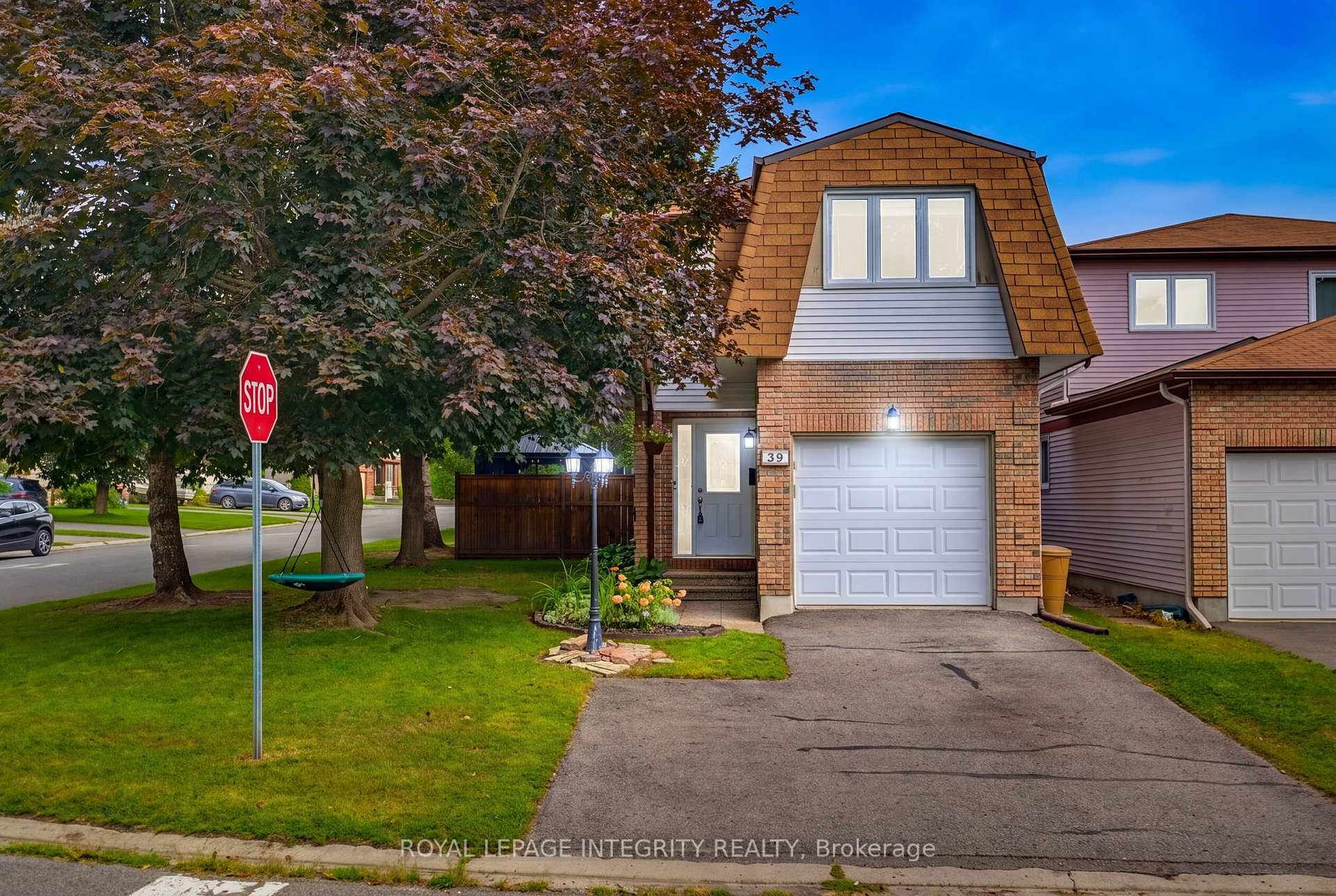 Front of 39 Ready Way
