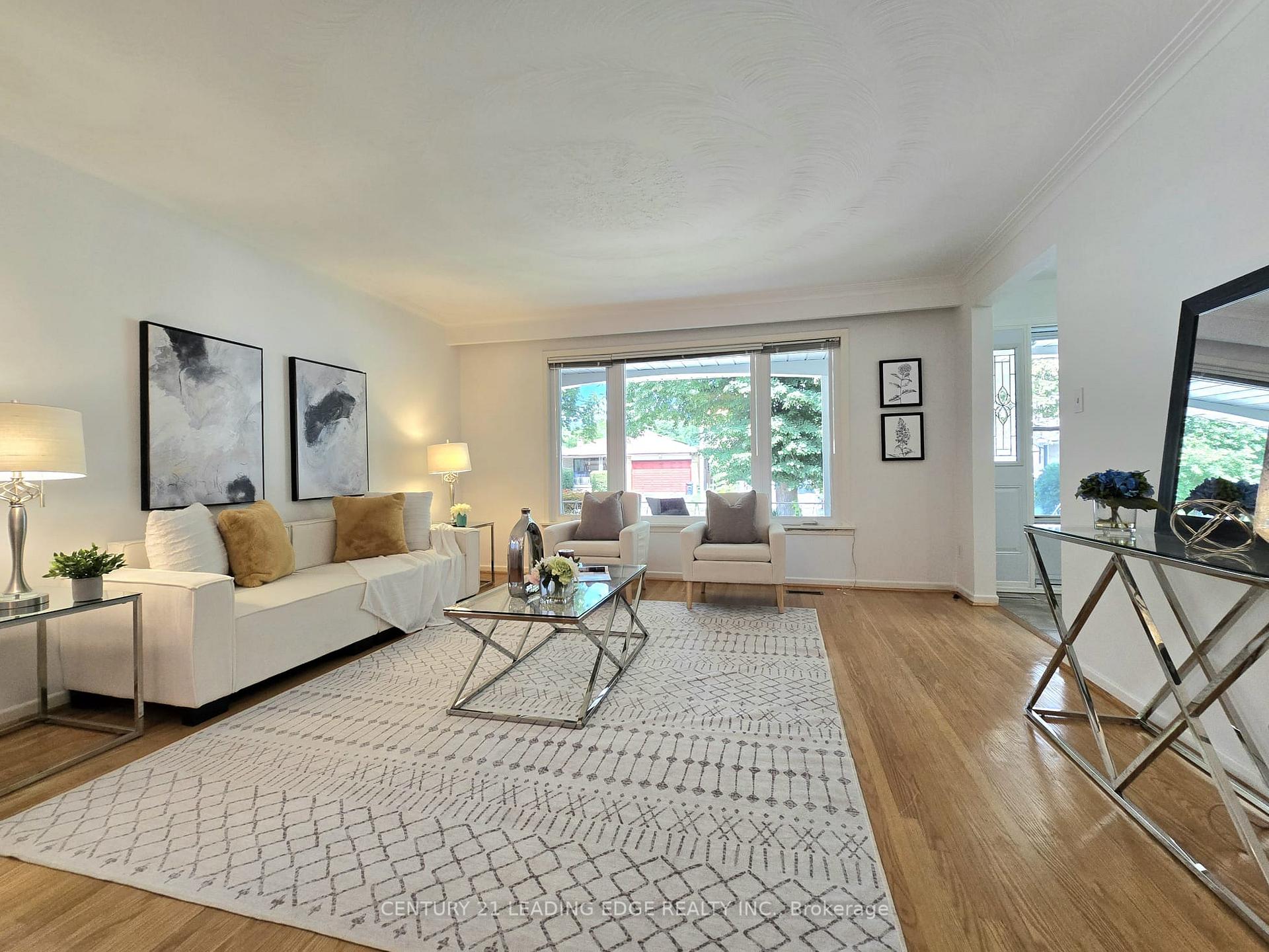 Photo 9 of 46 Adamede Crescent, North York, Bayview Woods-Steeles — HOMEH