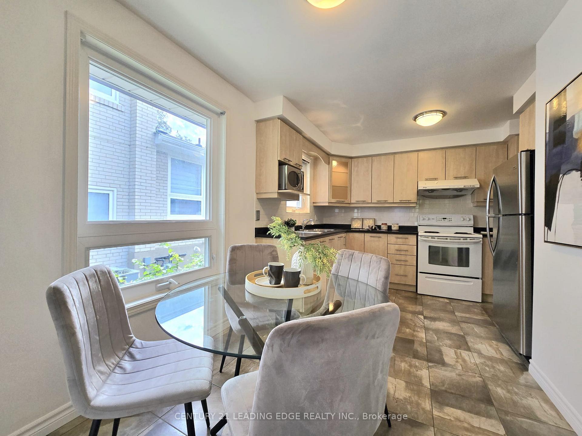 Photo 14 of 46 Adamede Crescent, North York, Bayview Woods-Steeles — HOMEH