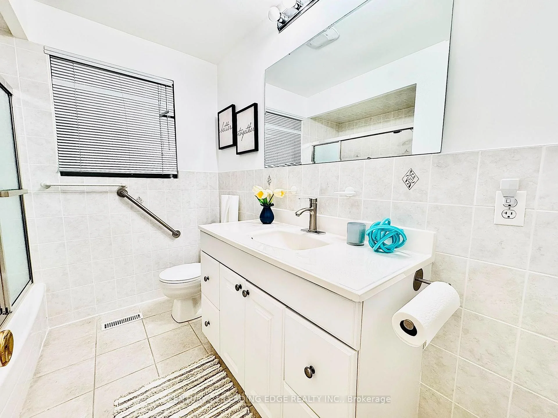 Photo 26 of 46 Adamede Crescent, North York, Bayview Woods-Steeles — HOMEH