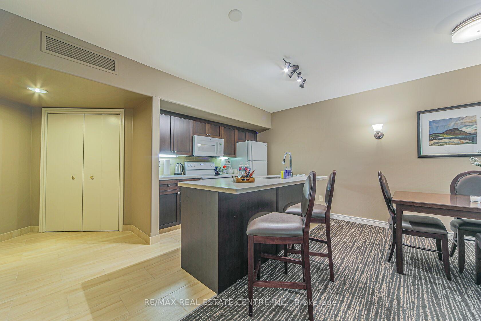 Photo 7 of Unit 2248, 90 Highland Drive, Oro-Medonte, Horseshoe Valley — HOMEH