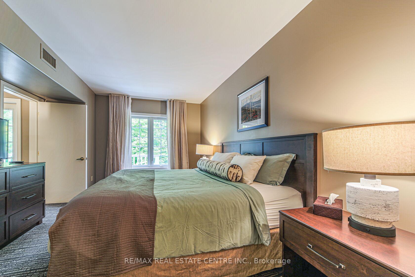 Photo 16 of Unit 2248, 90 Highland Drive, Oro-Medonte, Horseshoe Valley — HOMEH