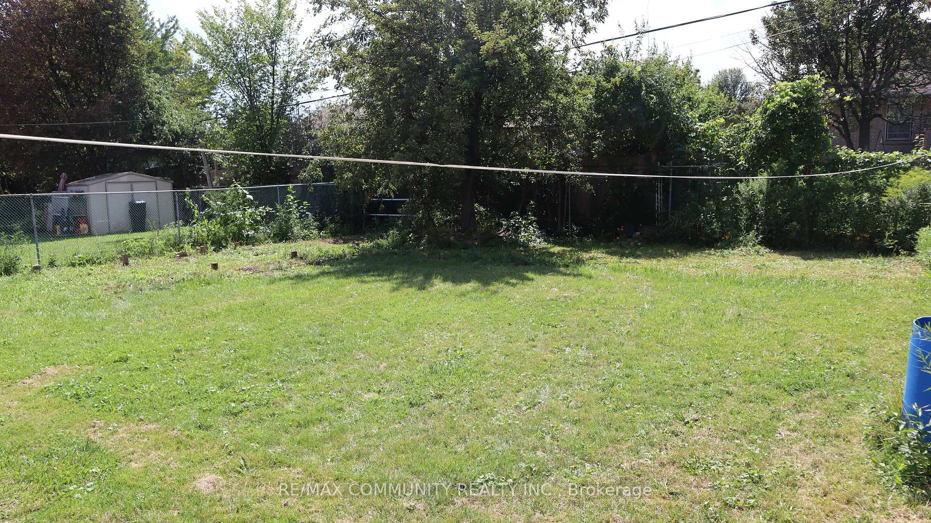 Photo 23 of 64 Admiral Road, Ajax, South East — HOMEH