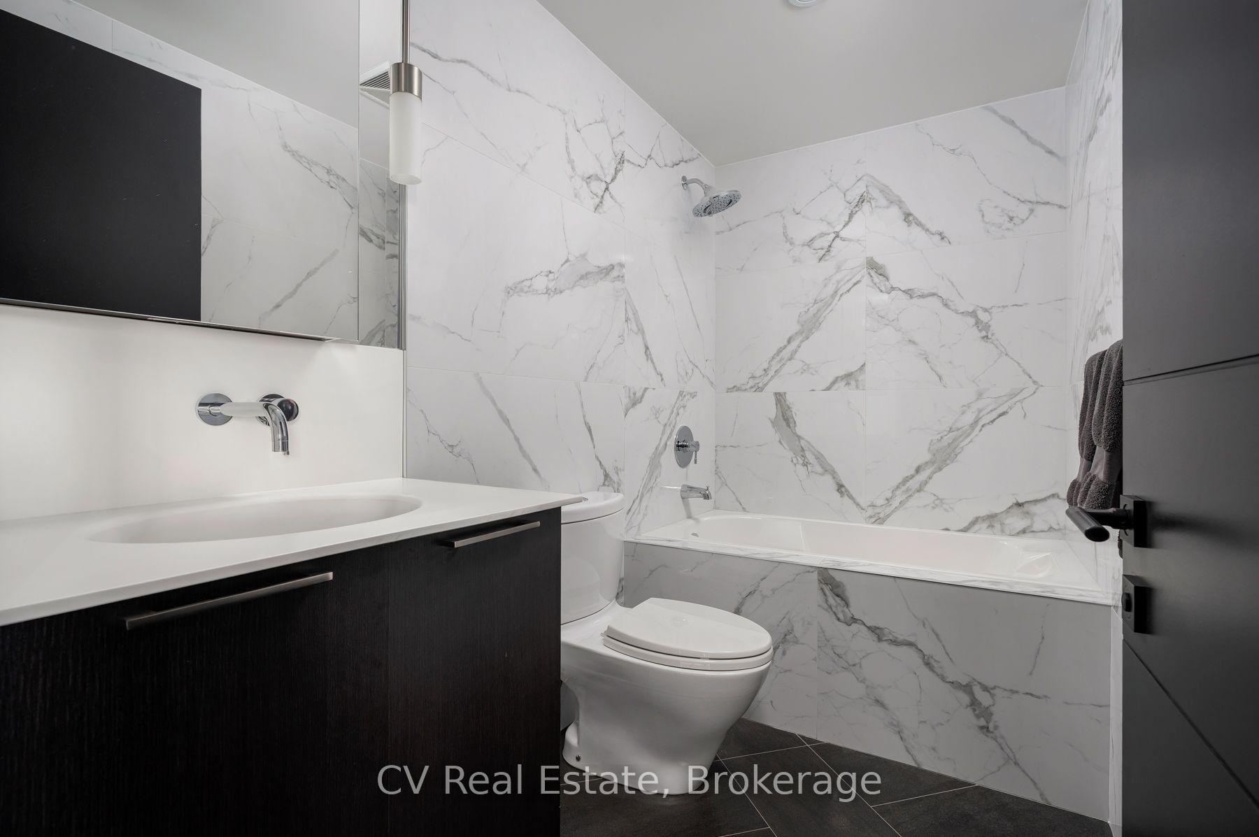 Photo 5 of Unit 1305, 95 Bathurst Street, Toronto, Waterfront Communities — HOMEH