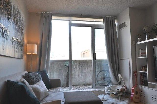 Photo 2 of Unit PH 15, 18 Stafford Street, Toronto, Niagara — HOMEH