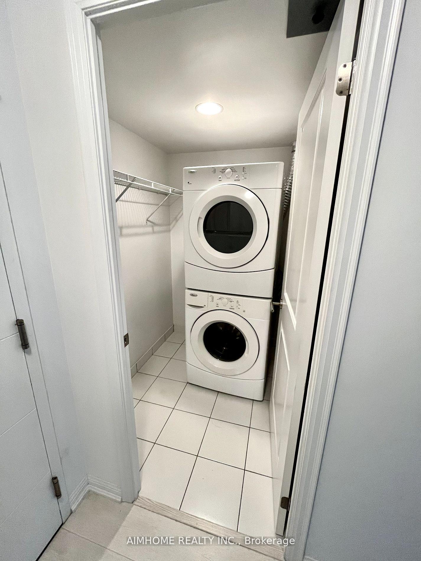 Photo 6 of Unit 305, 400 Adelaide Street E, Toronto, Moss Park — HOMEH