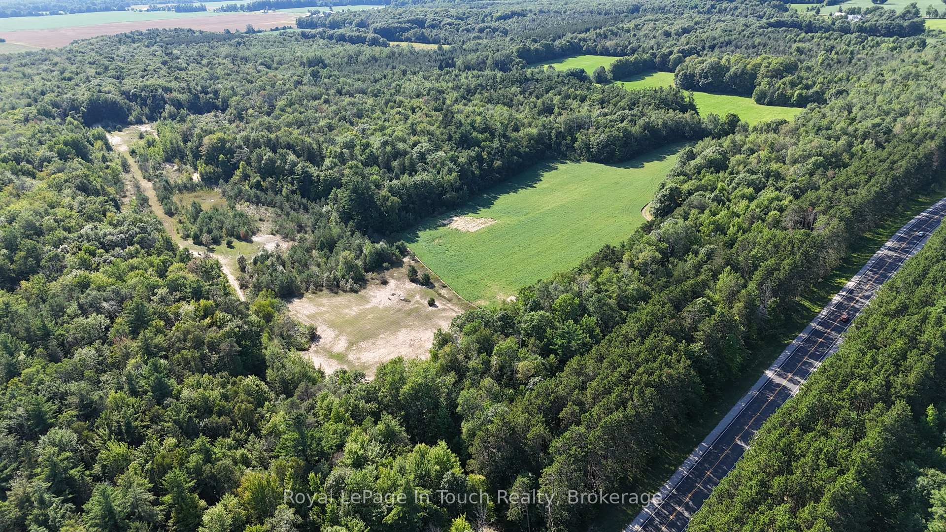 Photo of 594 County Road 6 N