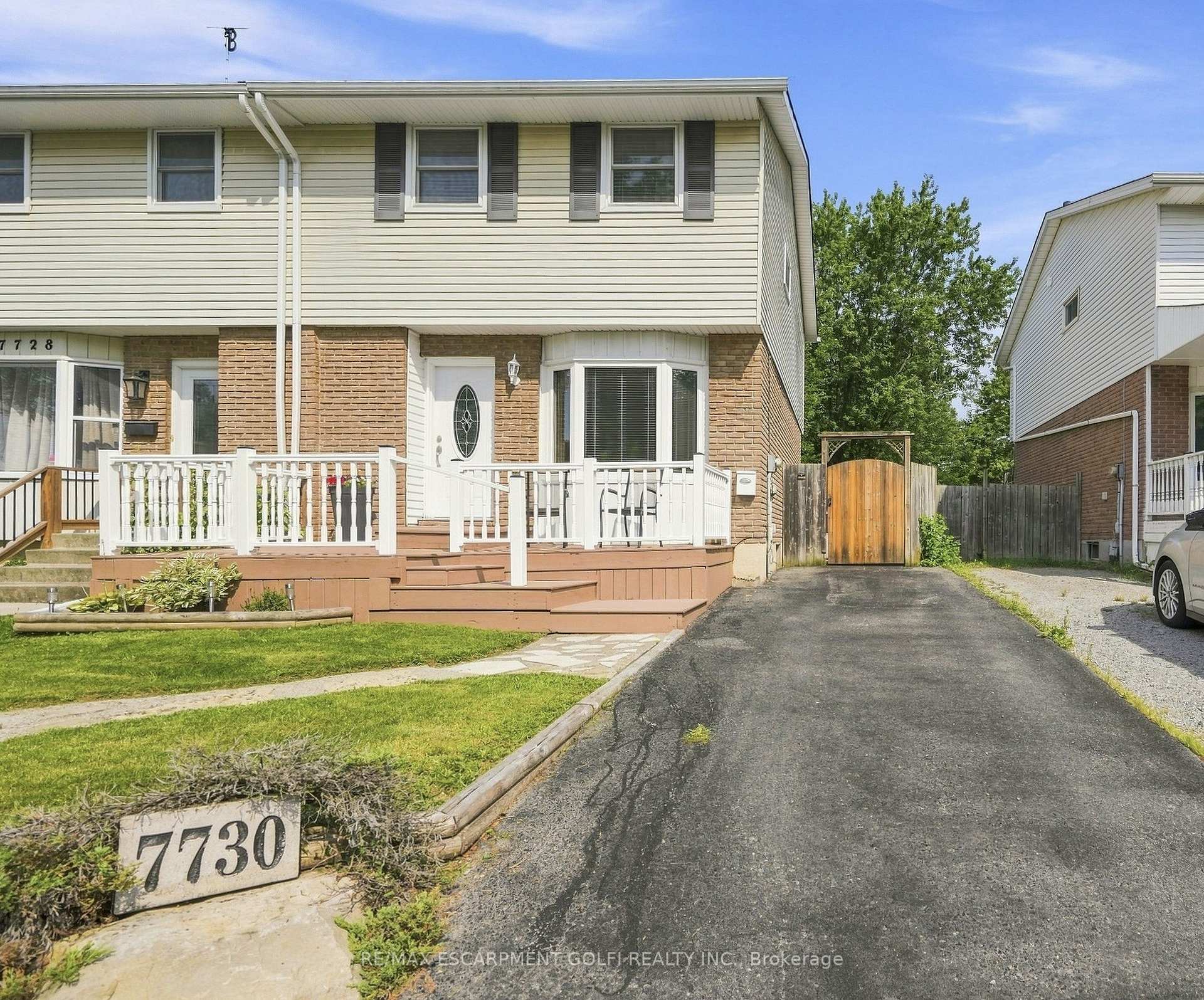 Photo 3 of 7730 Jubilee Drive, Niagara Falls, Marineland — HOMEH