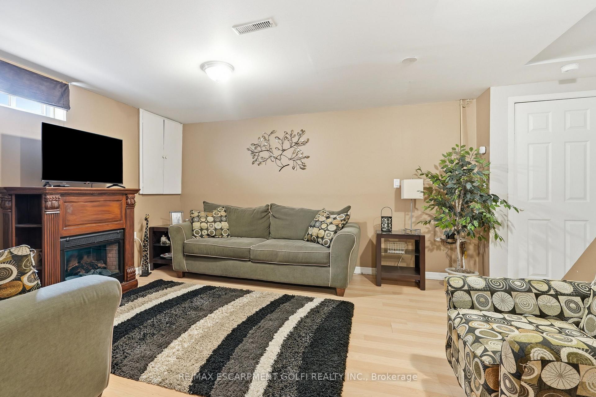 Photo 18 of 7730 Jubilee Drive, Niagara Falls, Marineland — HOMEH